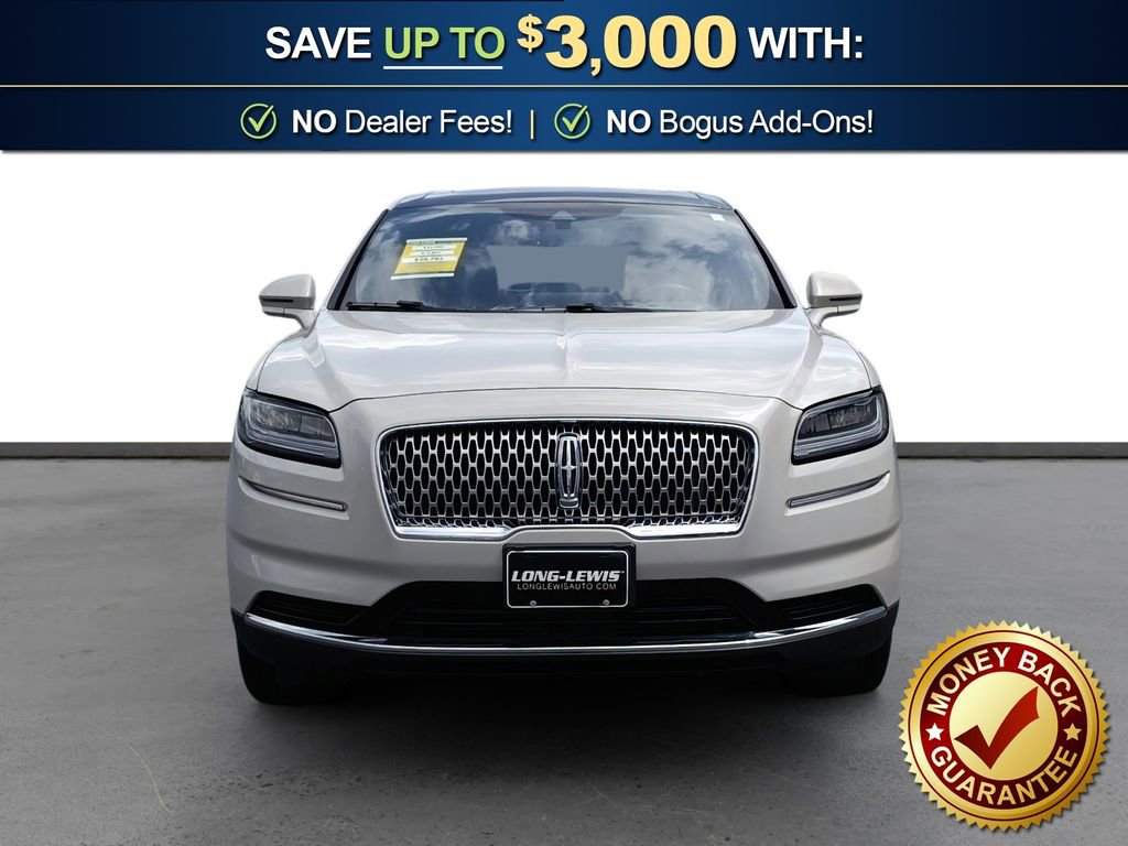 Used 2022 Lincoln Nautilus Reserve w/ Luxury Package image 11