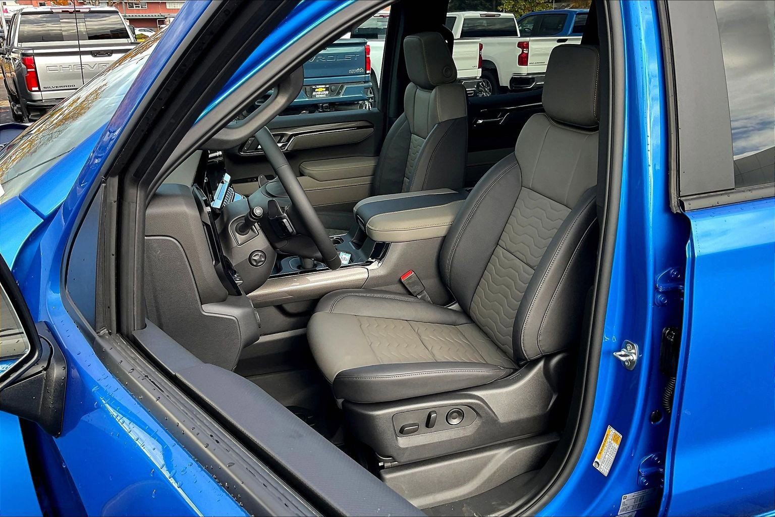 New 2026 Chevrolet Silverado 1500 ZR2 w/ LPO, Dark Essentials Package image 9