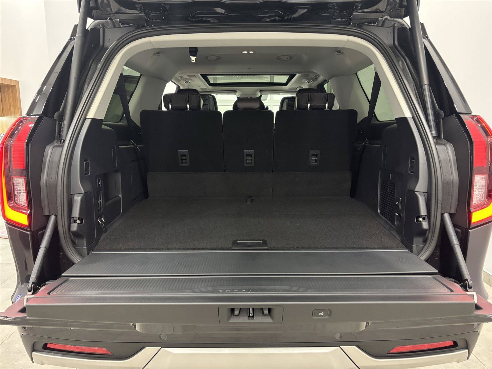 New 2026 Ford Expedition Max Platinum w/ Platinum Ultimate Package AWD/4WD image 19