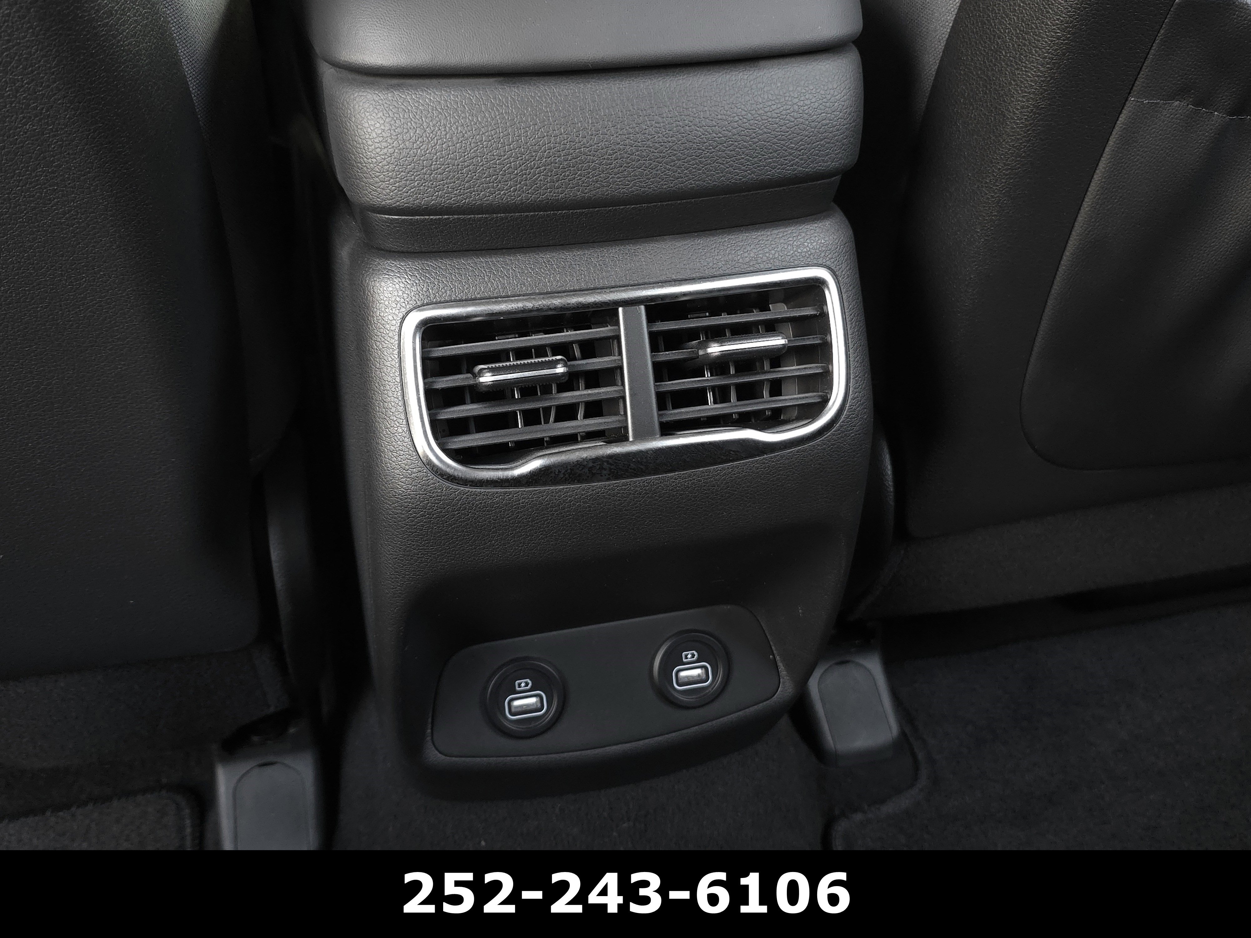 Used 2023 Hyundai Santa Fe SEL image 30