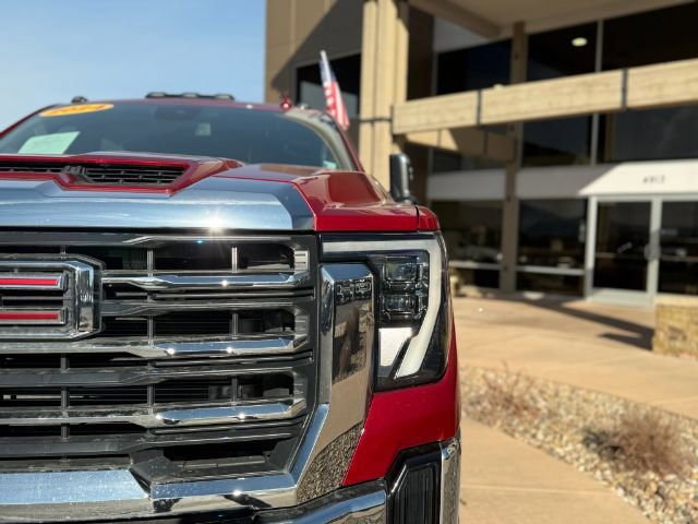Used 2024 GMC Sierra 2500 SLT w/ SLT Premium Package image 13