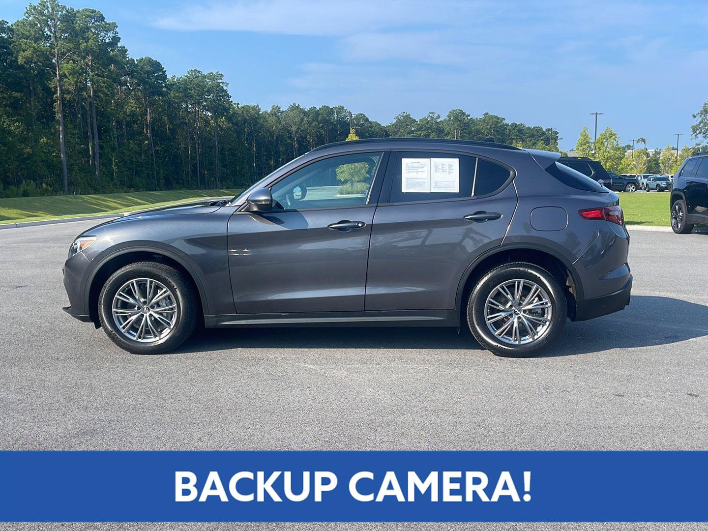 Used 2023 Alfa Romeo Stelvio Sprint AWD/4WD image 5