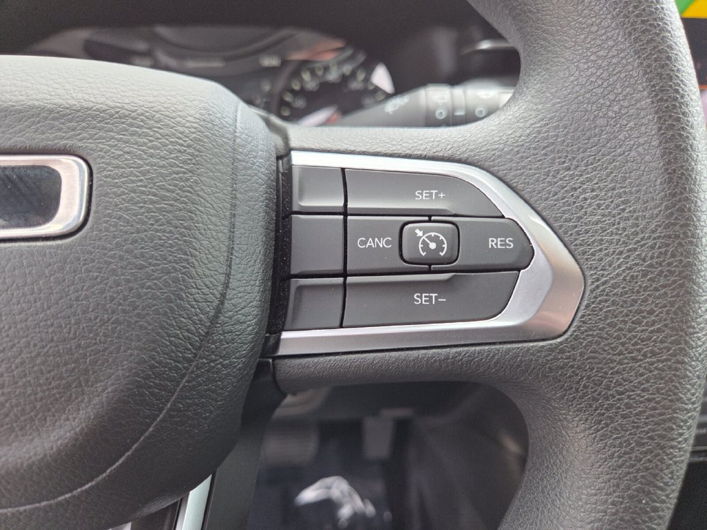 Used 2023 Jeep Compass Sport AWD/4WD image 34