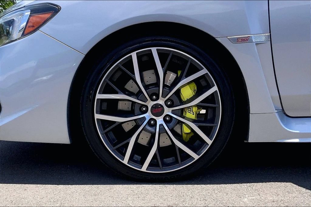 Used 2020 Subaru WRX STI AWD/4WD image 9