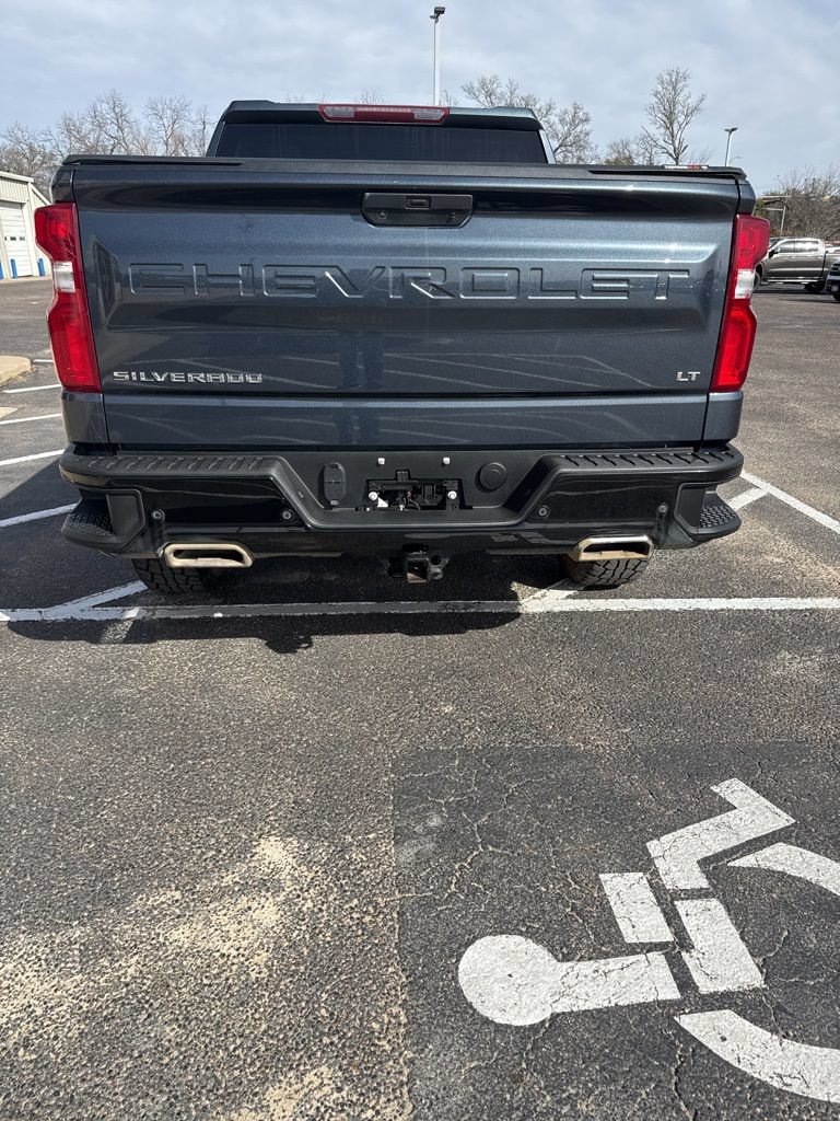 Used 2022 Chevrolet Silverado 1500 LT Trail Boss w/ Safety Package AWD/4WD image 2