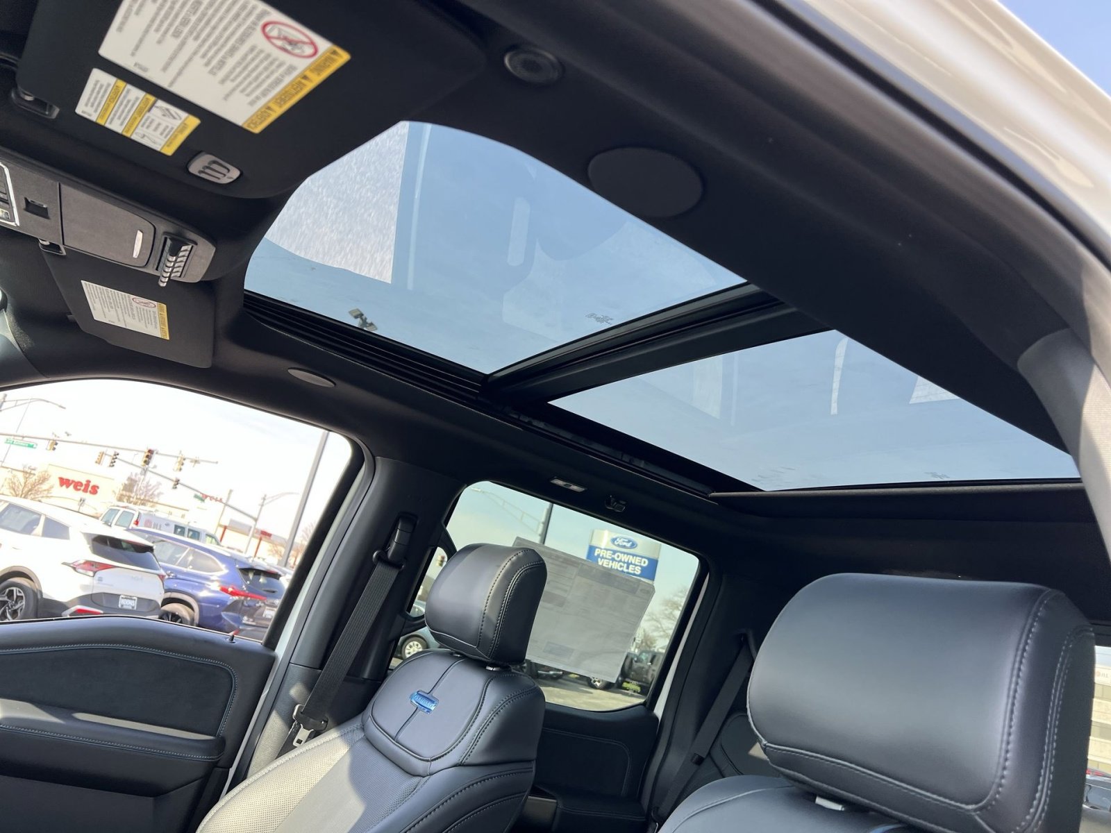 New 2026 Ford F250 Platinum AWD/4WD image 24
