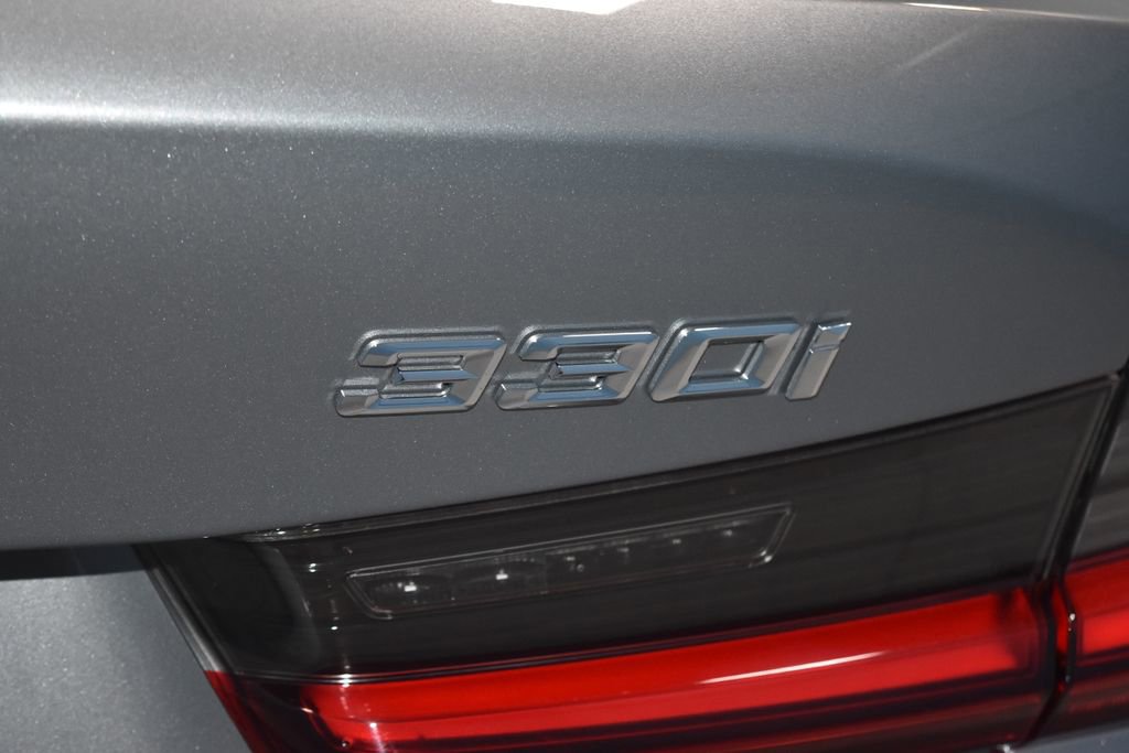 Certified 2025 BMW 330i xDrive Sedan w/ Premium Package image 27