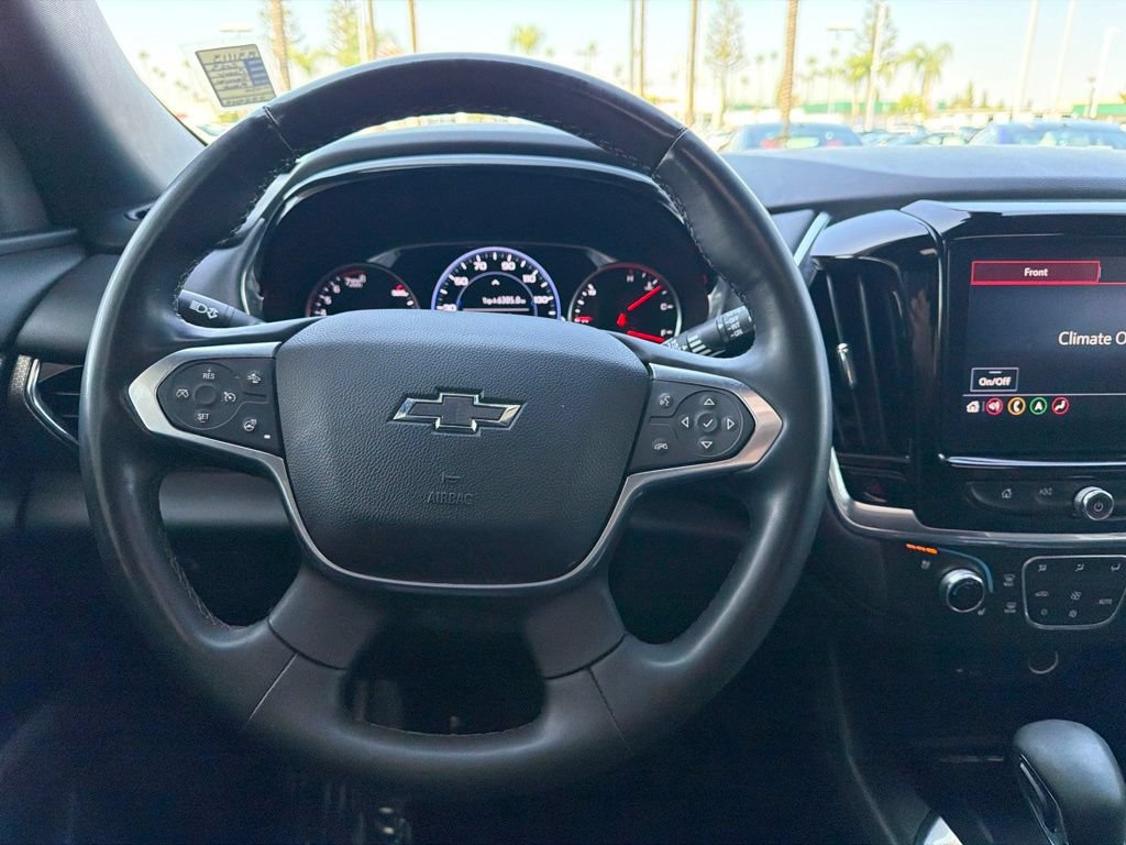 Used 2023 Chevrolet Traverse Premier w/ Redline Edition FWD image 22