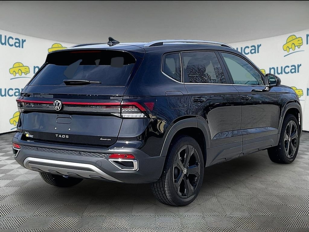 Used 2025 Volkswagen Taos SEL AWD/4WD image 6