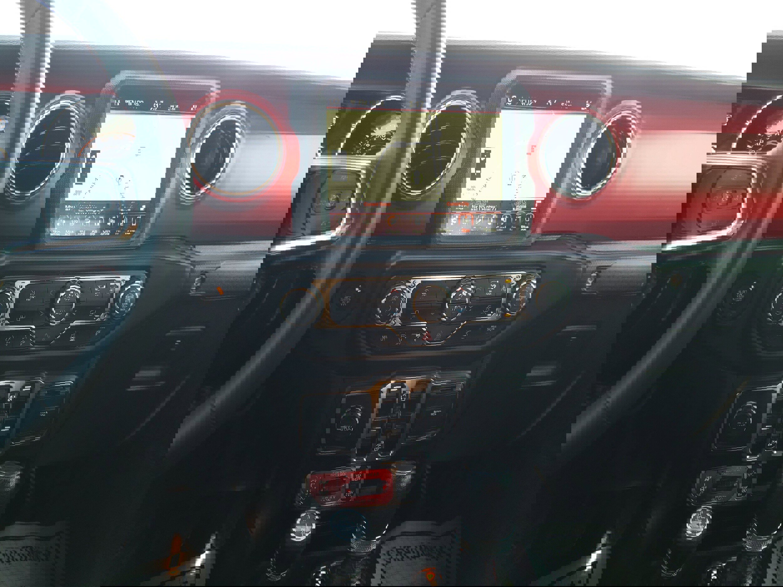 Used 2023 Jeep Gladiator Rubicon w/ Trailer Tow Package image 28