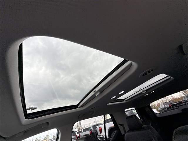 Certified 2020 Chevrolet Traverse Premier w/ Redline Edition image 19