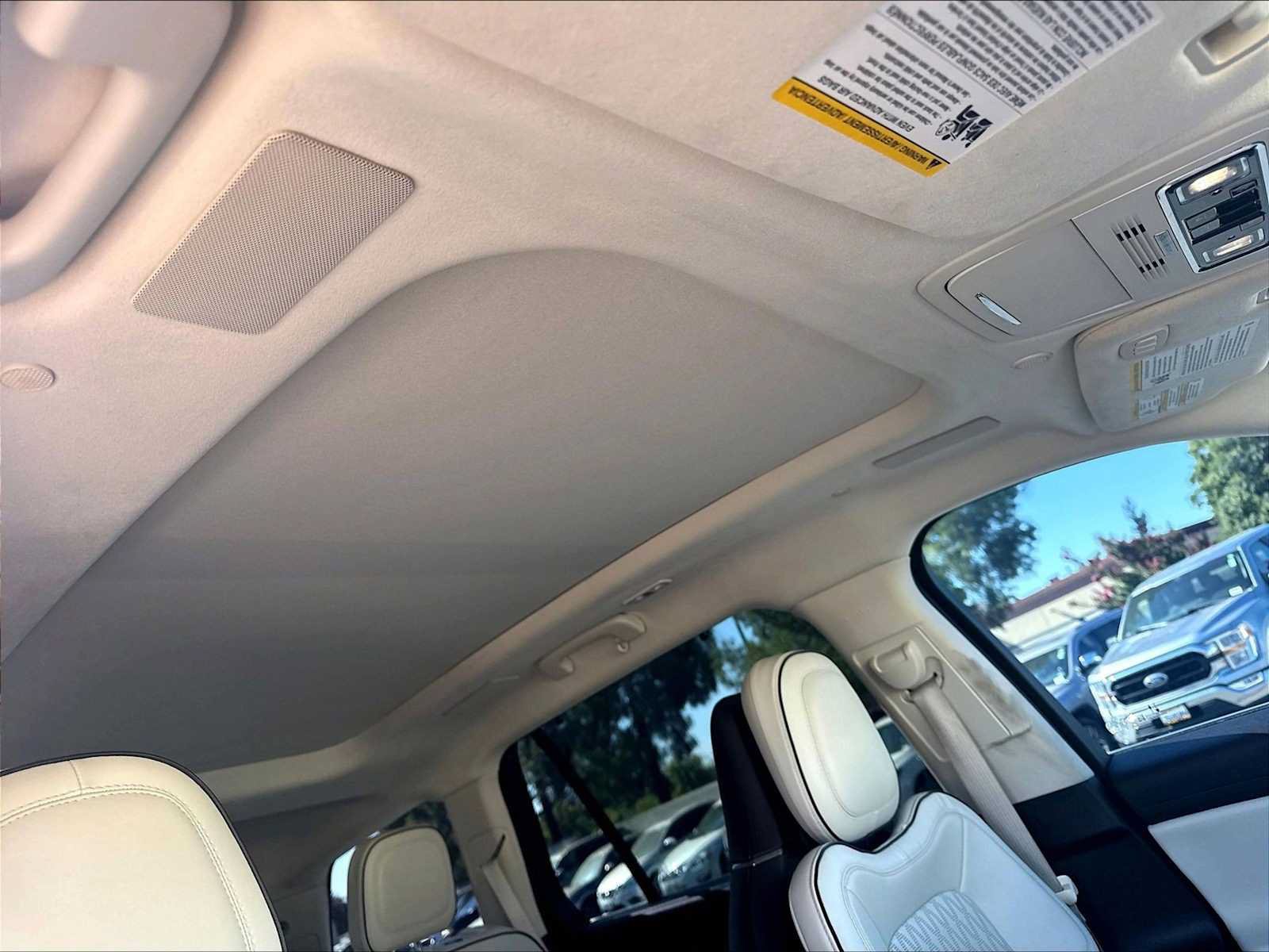 Used 2023 Lincoln Aviator Black Label AWD/4WD image 23
