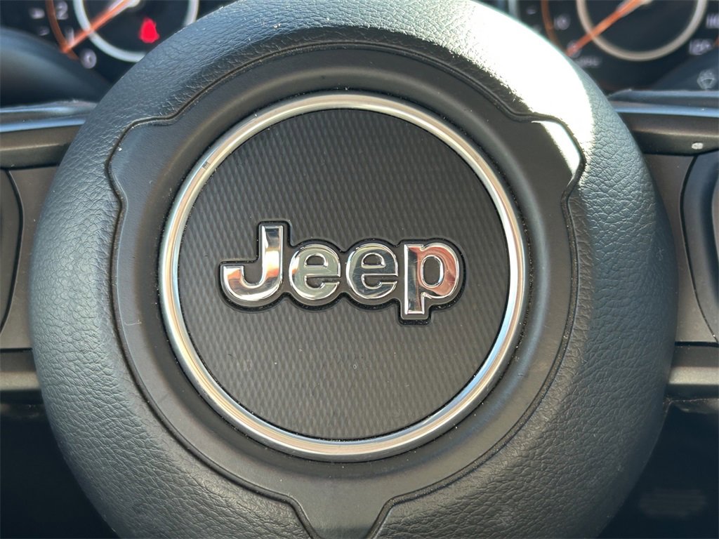 Used 2022 Jeep Wrangler Unlimited Sport image 29