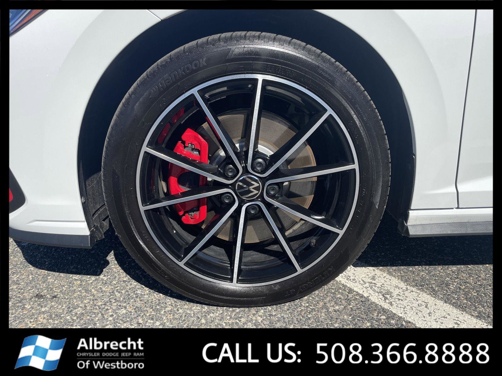 Used 2025 Volkswagen Jetta GLI Autobahn image 31