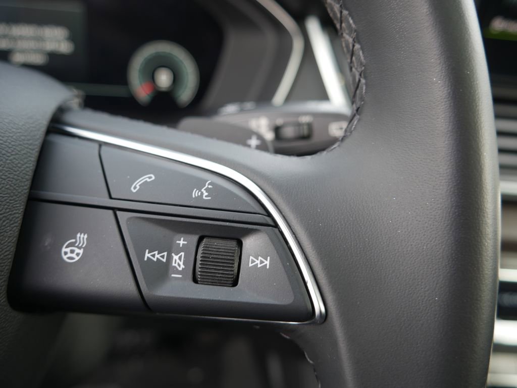 Certified 2023 Audi Q5 2.0T Premium Plus w/ Premium Plus Package image 44