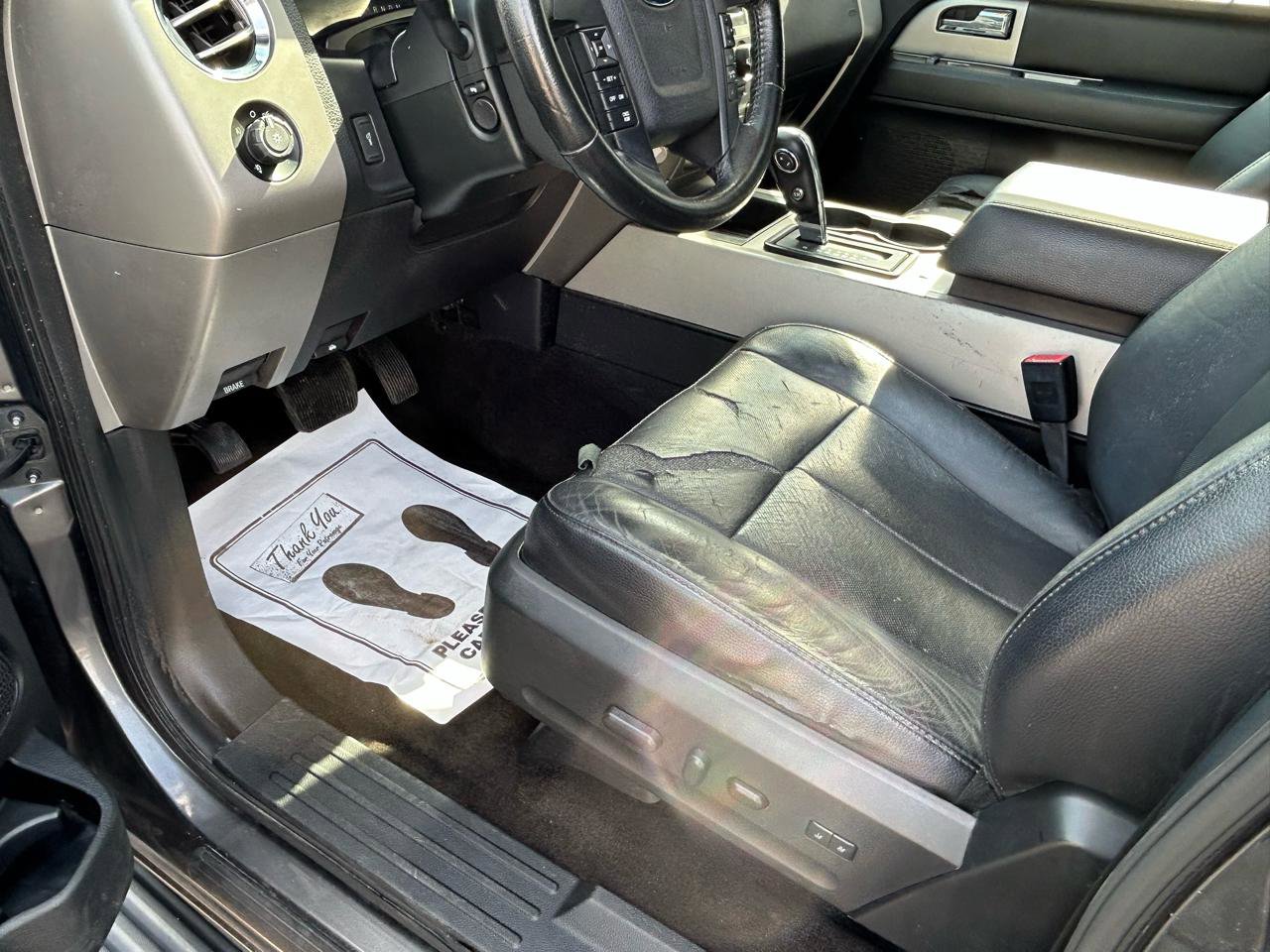 Used 2015 Ford Expedition EL XLT w/ Equipment Group 202A RWD image 10