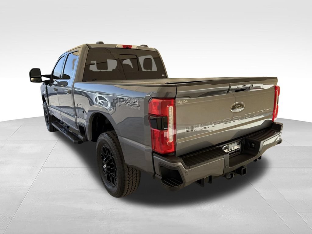 Used 2025 Ford F350 Lariat w/ Black Appearance Package AWD/4WD image 6