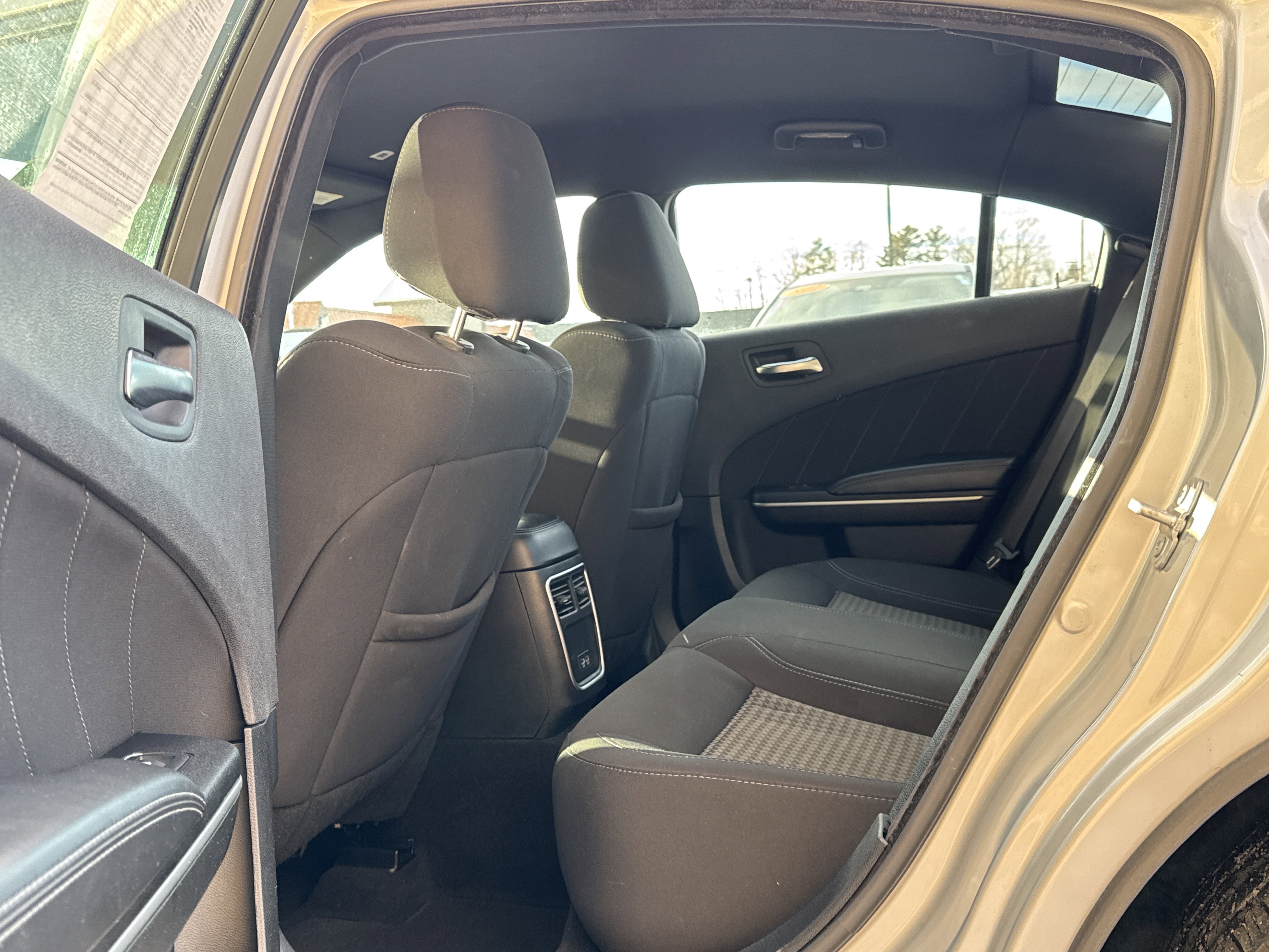 Used 2023 Dodge Charger SXT image 10