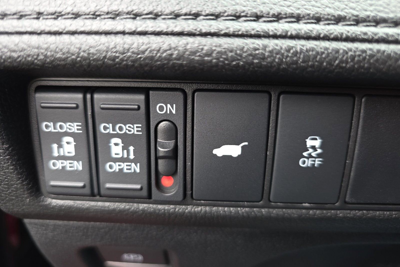 Used 2025 Honda Odyssey Sport-L image 34