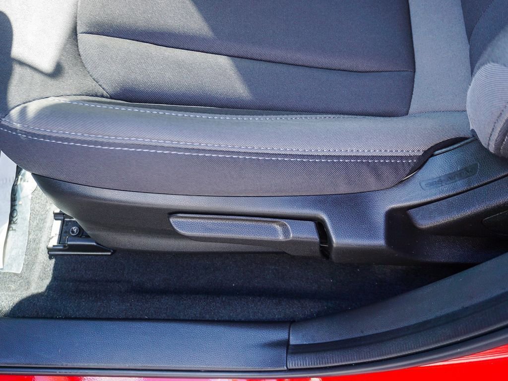 Certified 2025 Subaru Crosstrek 2.0i Premium image 19