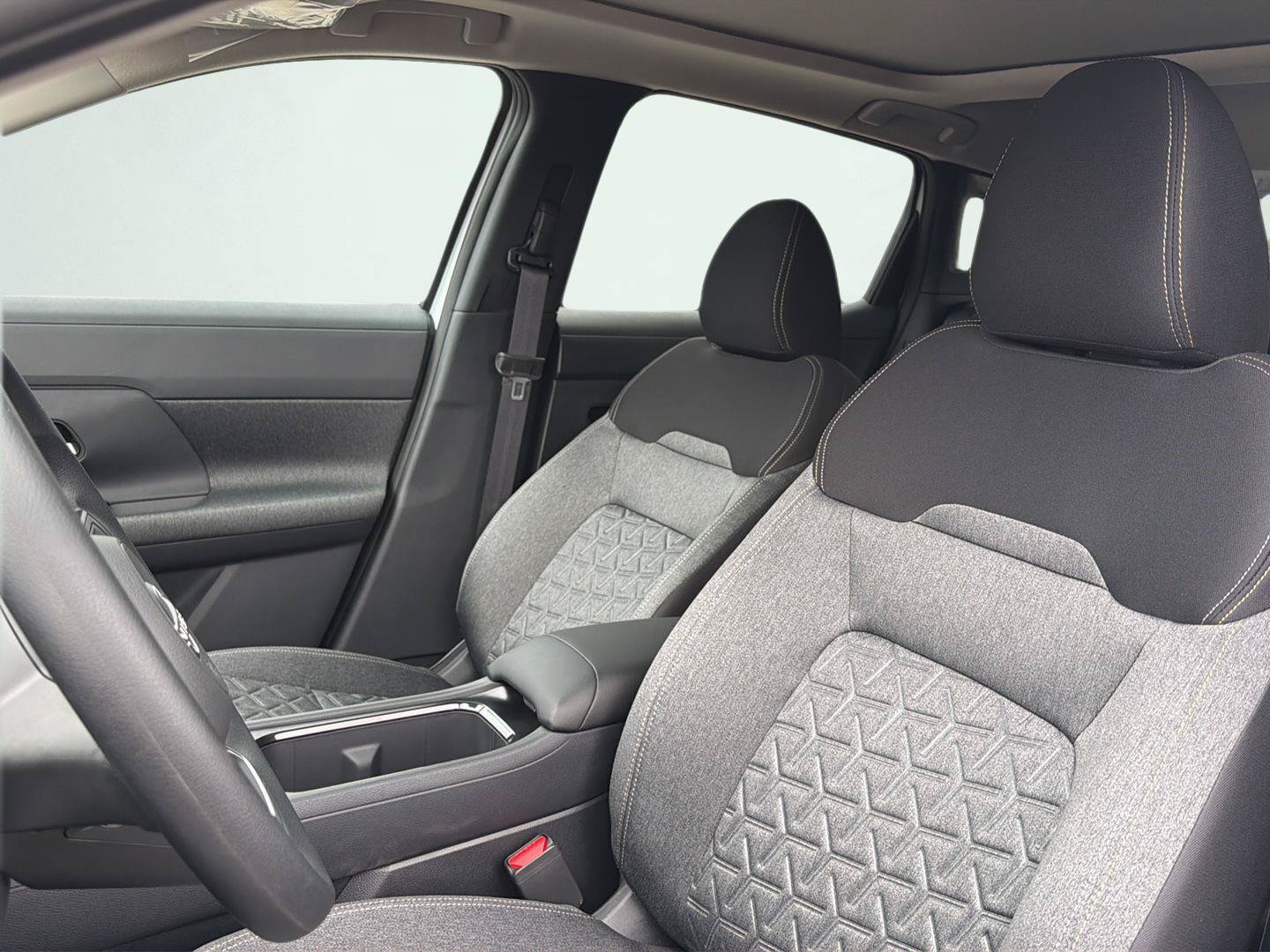 New 2027 Nissan Kicks SV AWD/4WD image 12