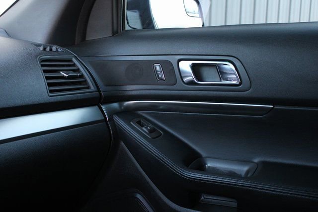 Used 2014 Ford Explorer Base image 16