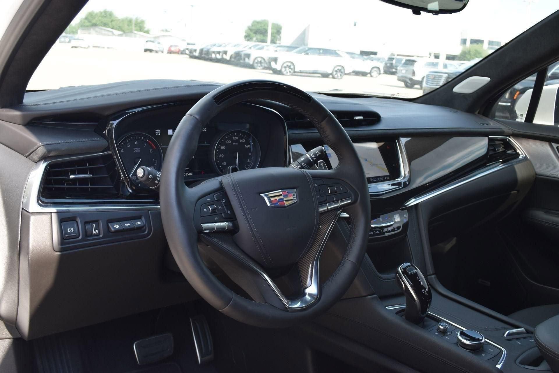 New 2025 Cadillac XT6 Sport w/ Platinum Package image 97