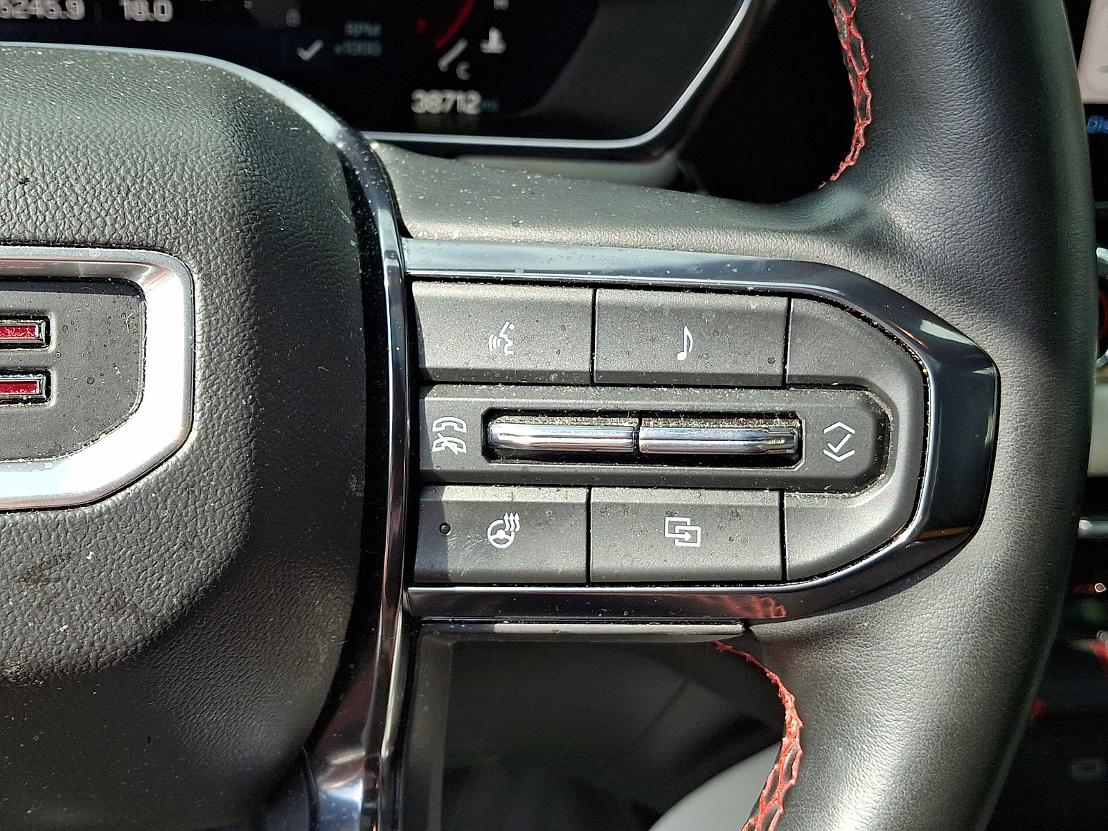 Used 2024 GMC Canyon AT4X AWD/4WD image 23
