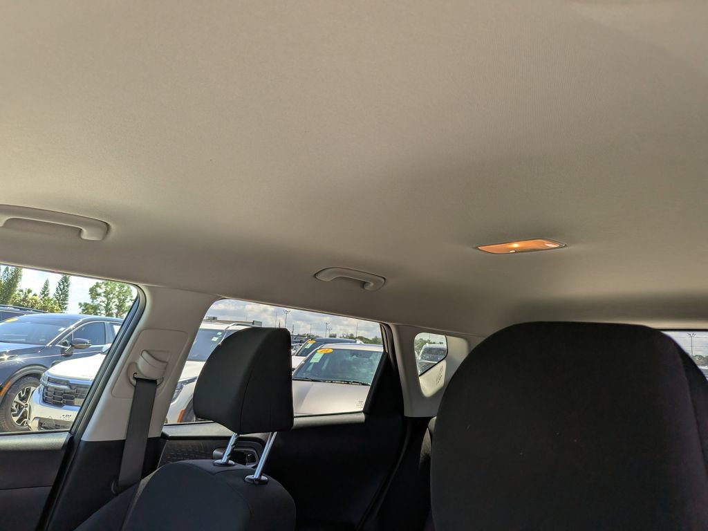 Certified 2023 Kia Soul LX w/ LX Technology Package FWD image 20