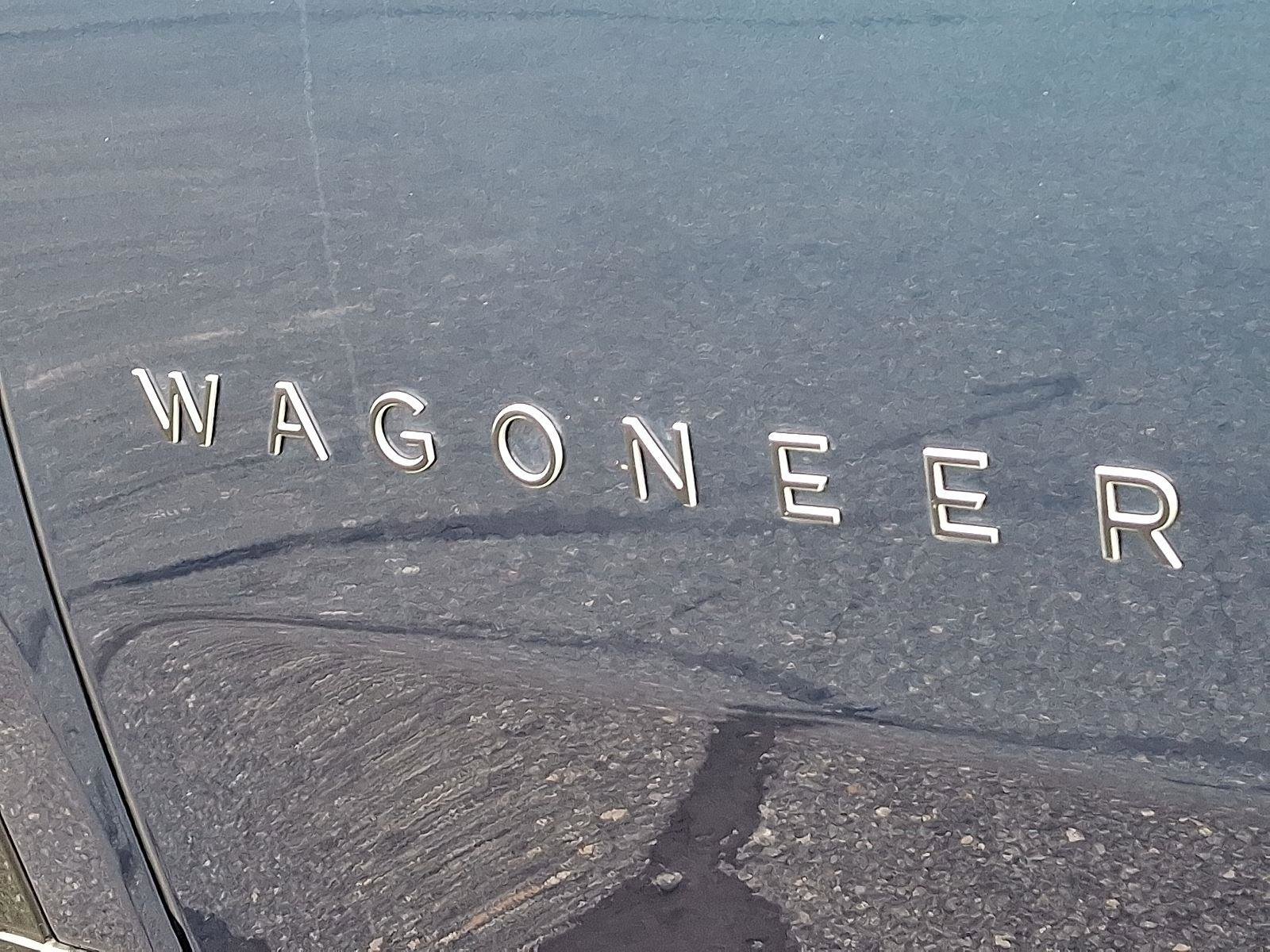 Used 2025 Jeep Wagoneer Limited image 34