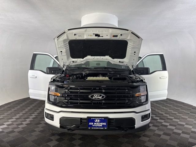 Used 2025 Ford F150 XLT w/ Equipment Group 301A Standard image 13