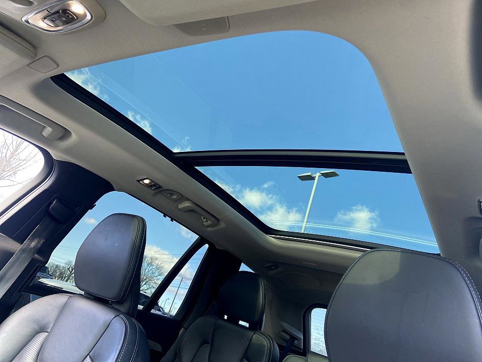 Used 2022 Volvo XC90 T6 Inscription w/ Advanced Package image 17