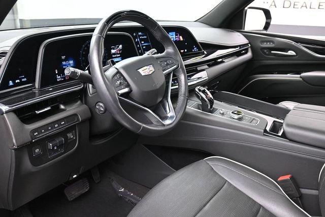 Used 2024 Cadillac Escalade Sport AWD/4WD image 14