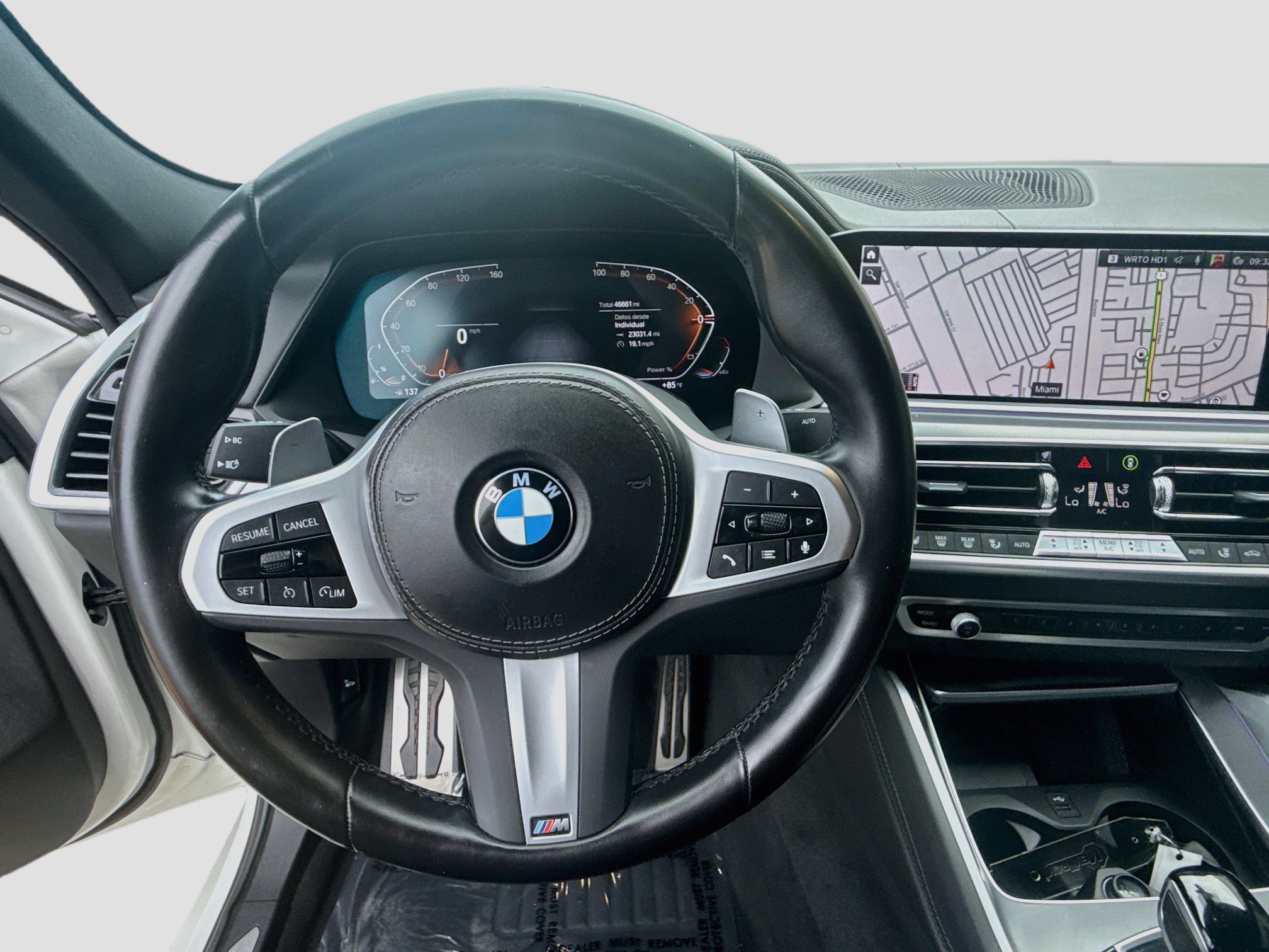 Used 2023 BMW X6 xDrive40i w/ M Sport Package AWD/4WD image 8