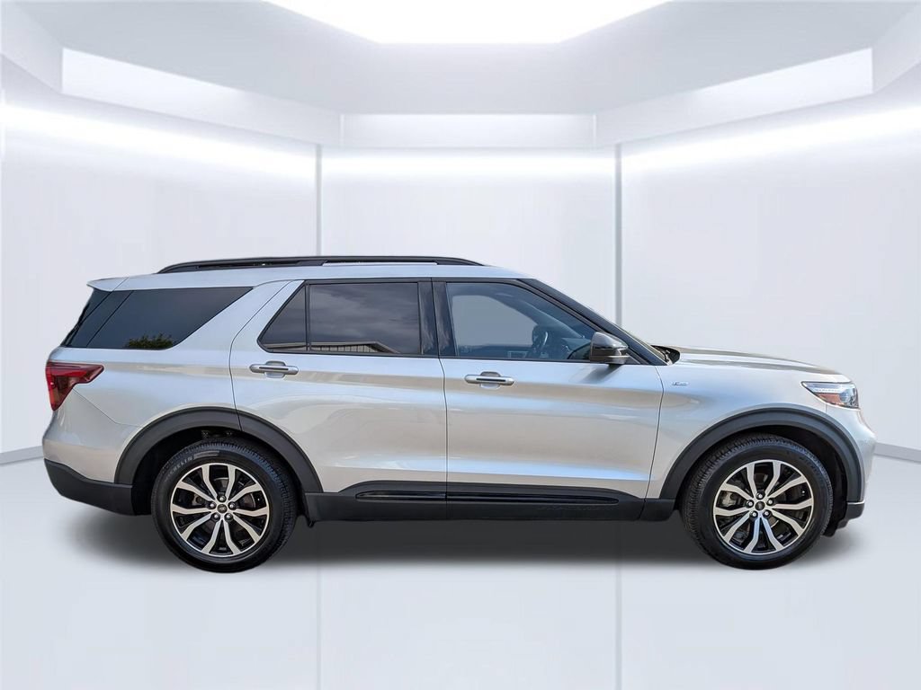 Used 2022 Ford Explorer ST-Line RWD image 8
