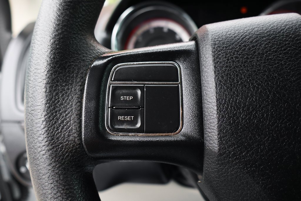 Used 2019 Dodge Grand Caravan SE image 21