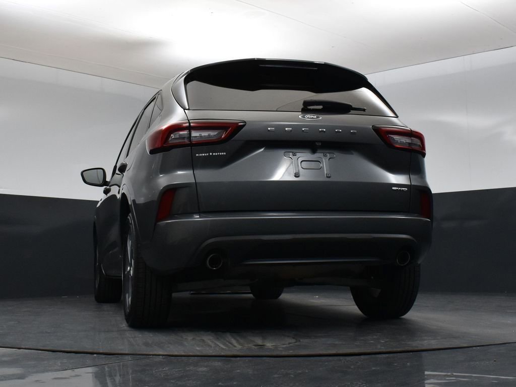 Used 2023 Ford Escape ST-Line image 35