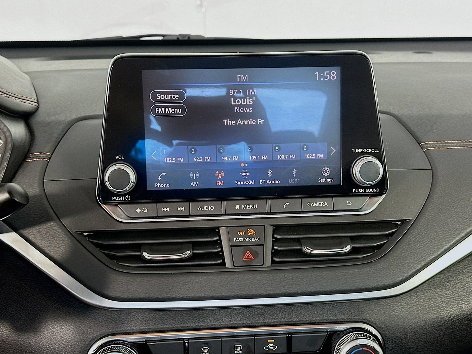 Used 2022 Nissan Altima 2.5 SR FWD image 14