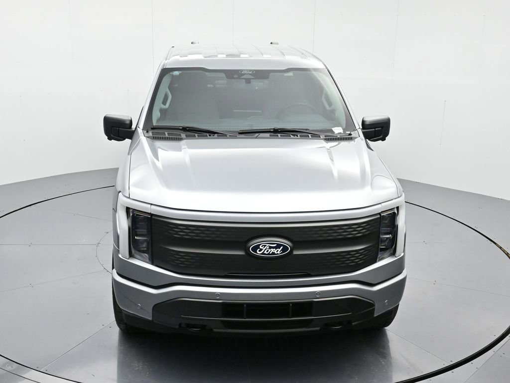 New 2025 Ford F150 Lightning Flash image 32
