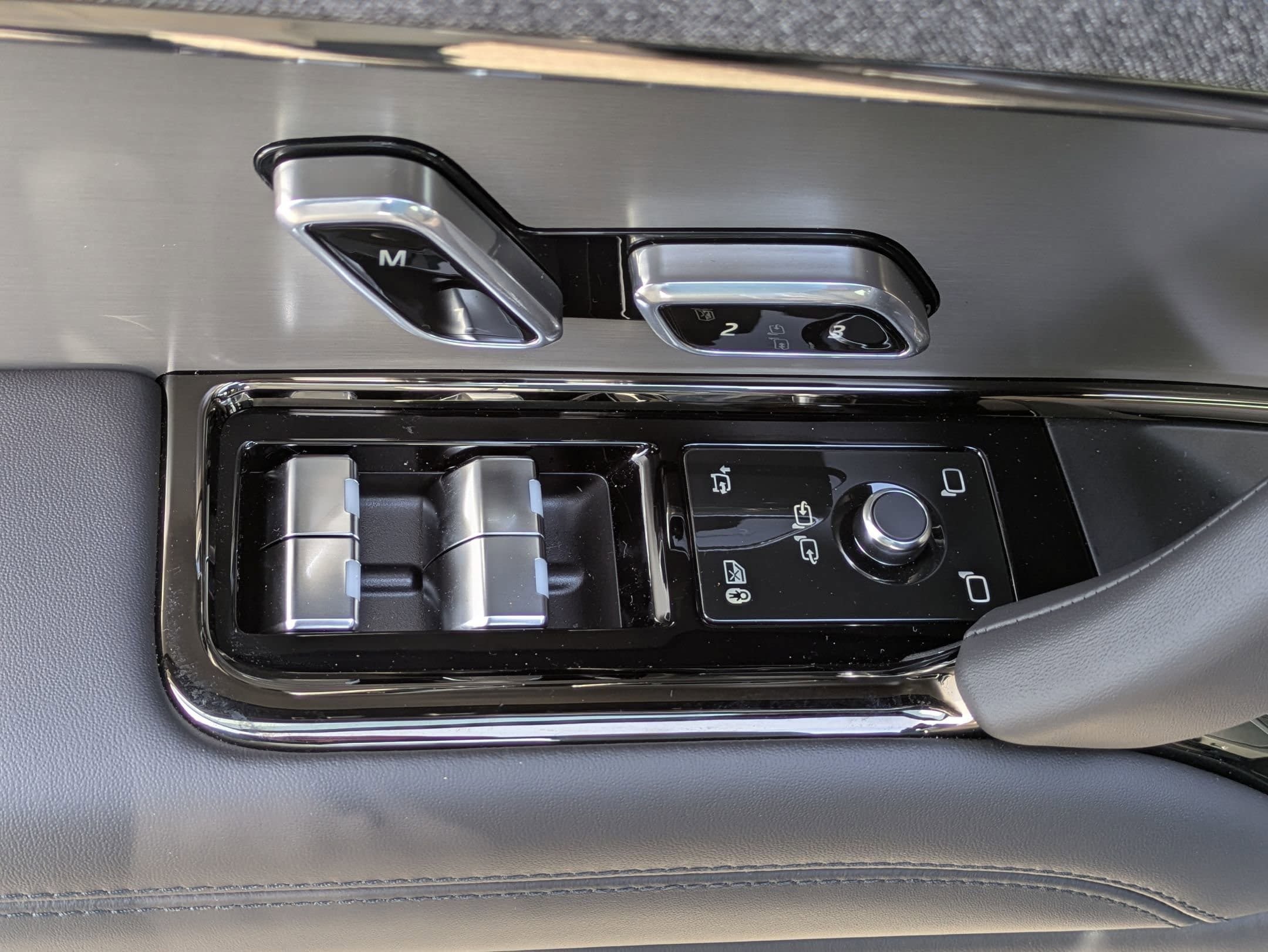New 2026 Land Rover Range Rover Sport Dynamic SE AWD/4WD image 21