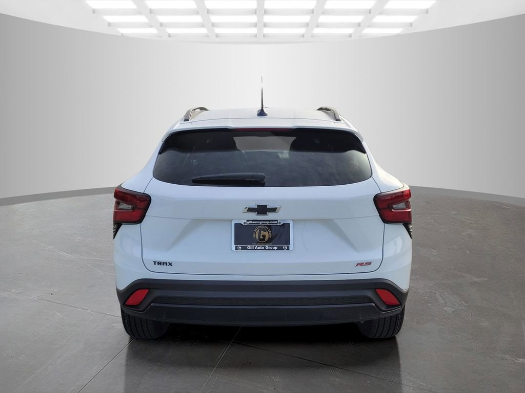 New 2026 Chevrolet Trax RS w/ Driver Confidence Package FWD image 5