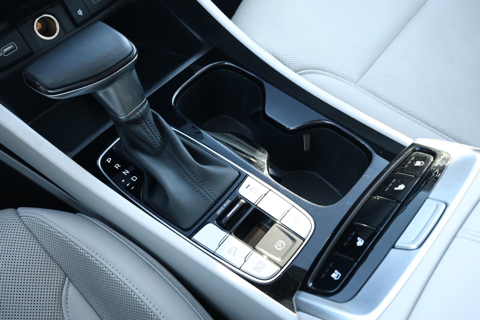 Used 2022 Hyundai Tucson SEL w/ Convenience + Premium Package image 25