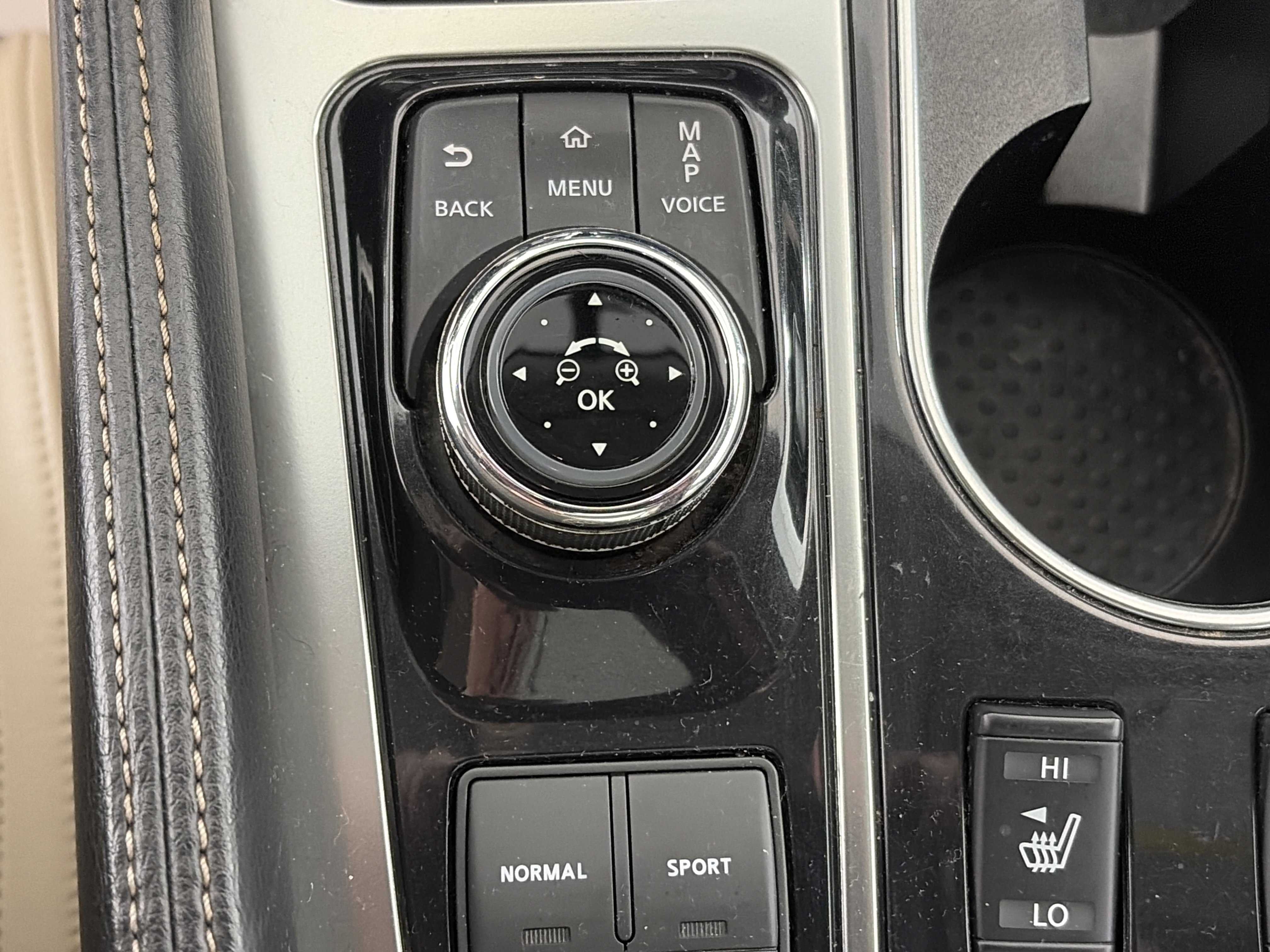 Used 2018 Nissan Maxima 3.5 SL image 28