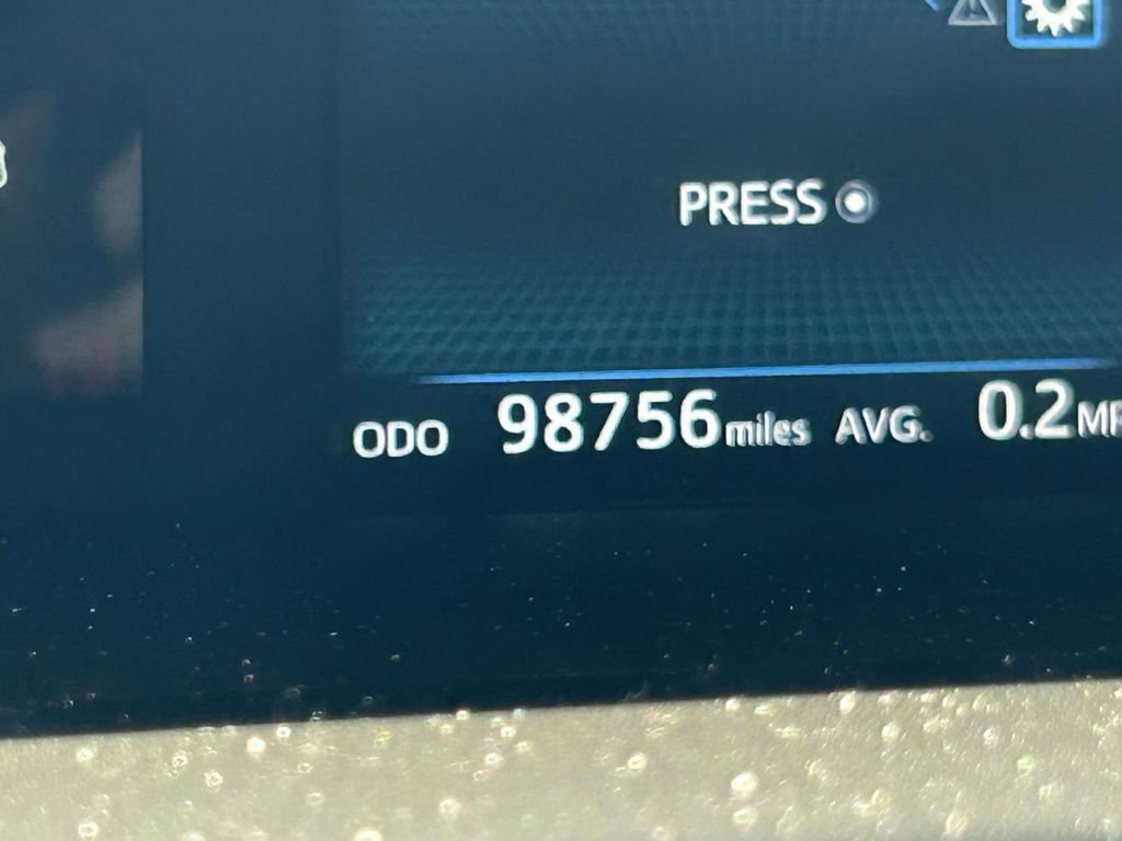 Used 2016 Toyota Prius V Four FWD image 28