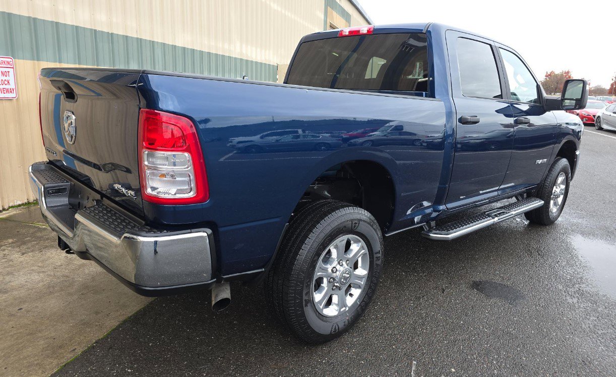 Used 2024 RAM 2500 Big Horn w/ Bed Utility Group image 4