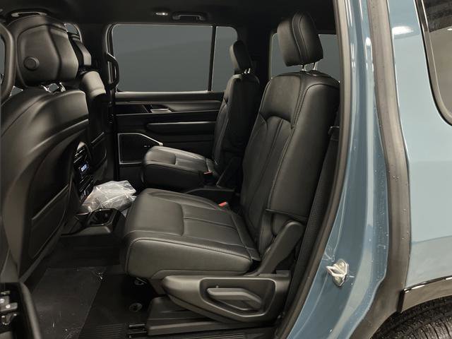 New 2026 Jeep Grand Wagoneer Limited image 31