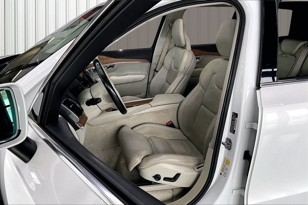 Used 2016 Volvo XC90 T6 Inscription AWD/4WD image 16