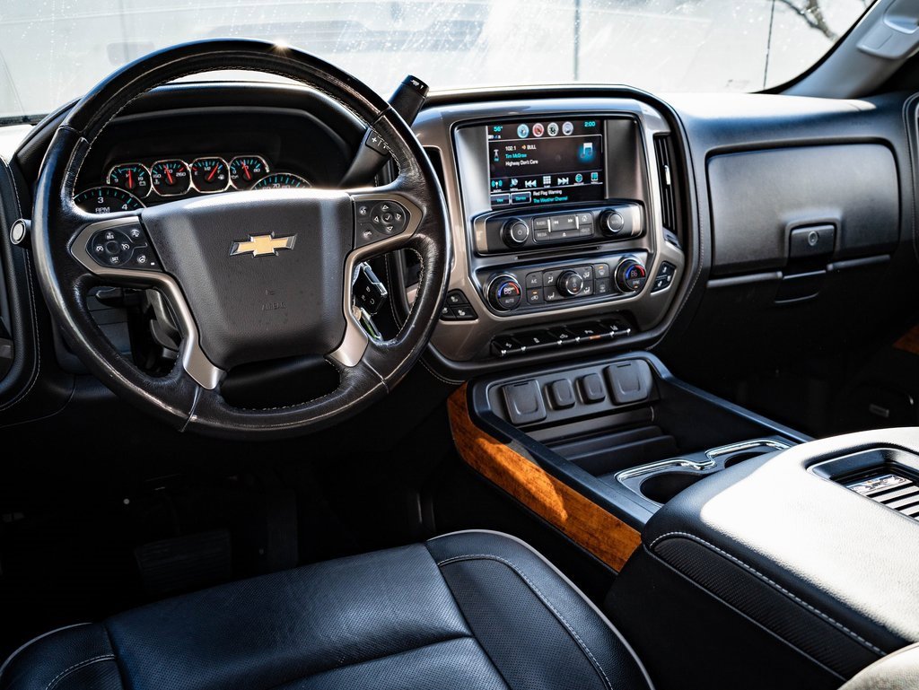 Used 2018 Chevrolet Silverado 2500 High Country image 4