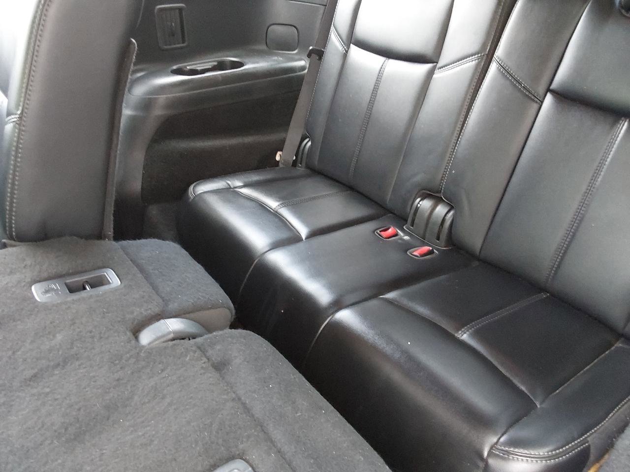 Used 2019 Nissan Pathfinder SL AWD/4WD image 20