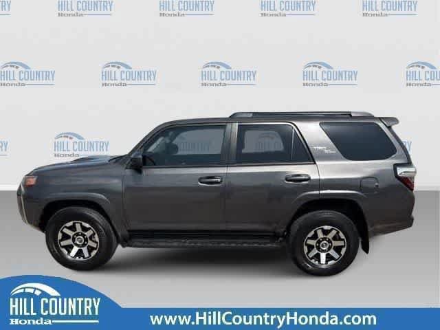 Used 2021 Toyota 4Runner TRD Off-Road AWD/4WD video 2